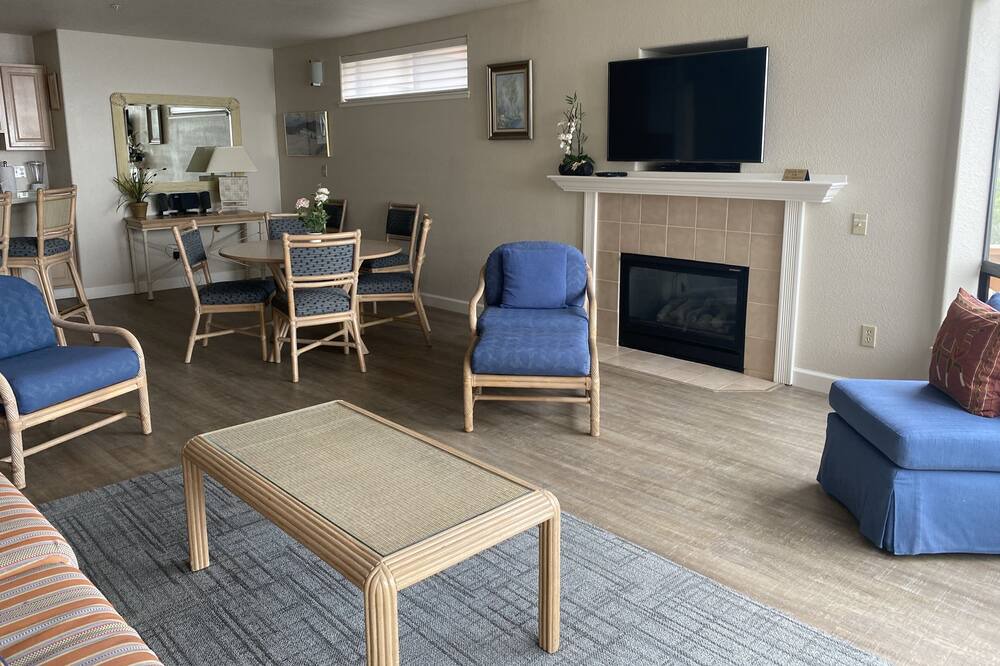 Photo of Livingroom in Rio del Mar
