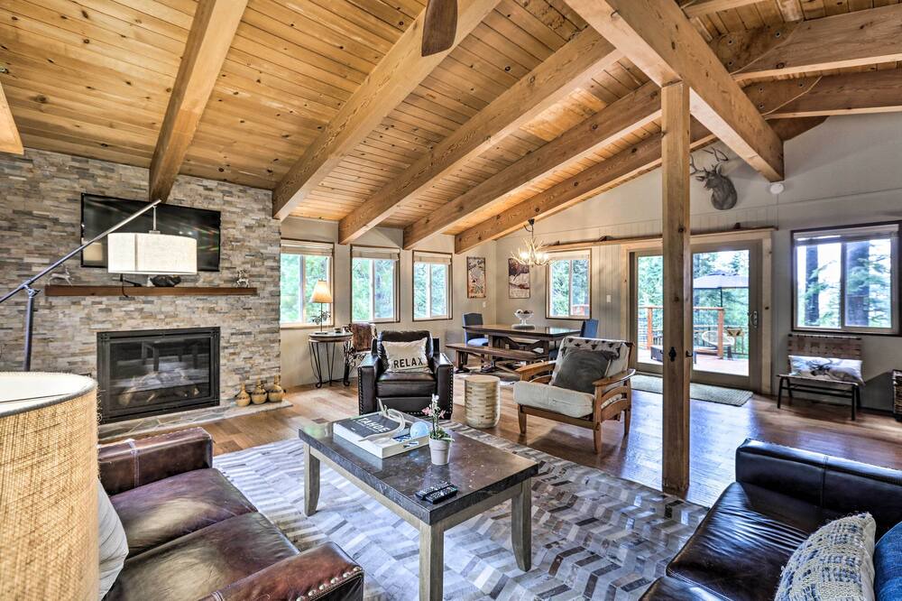 Photo of Outdoor in Tahoma