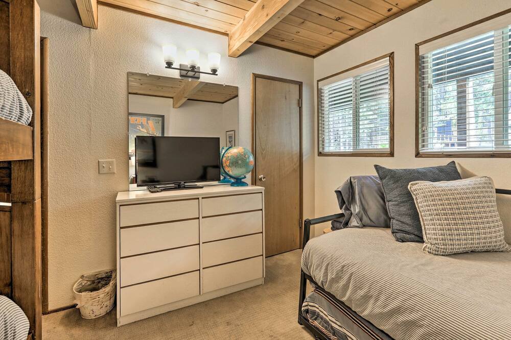 Photo of Bedroom in Tahoma