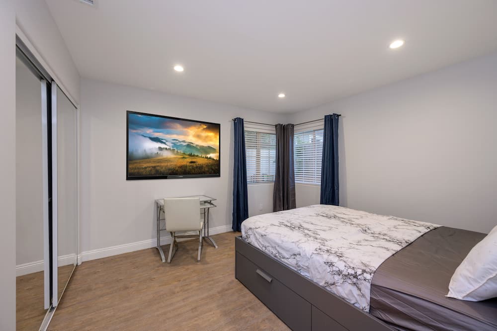 Photo of Bedroom in Downtown Los Angeles