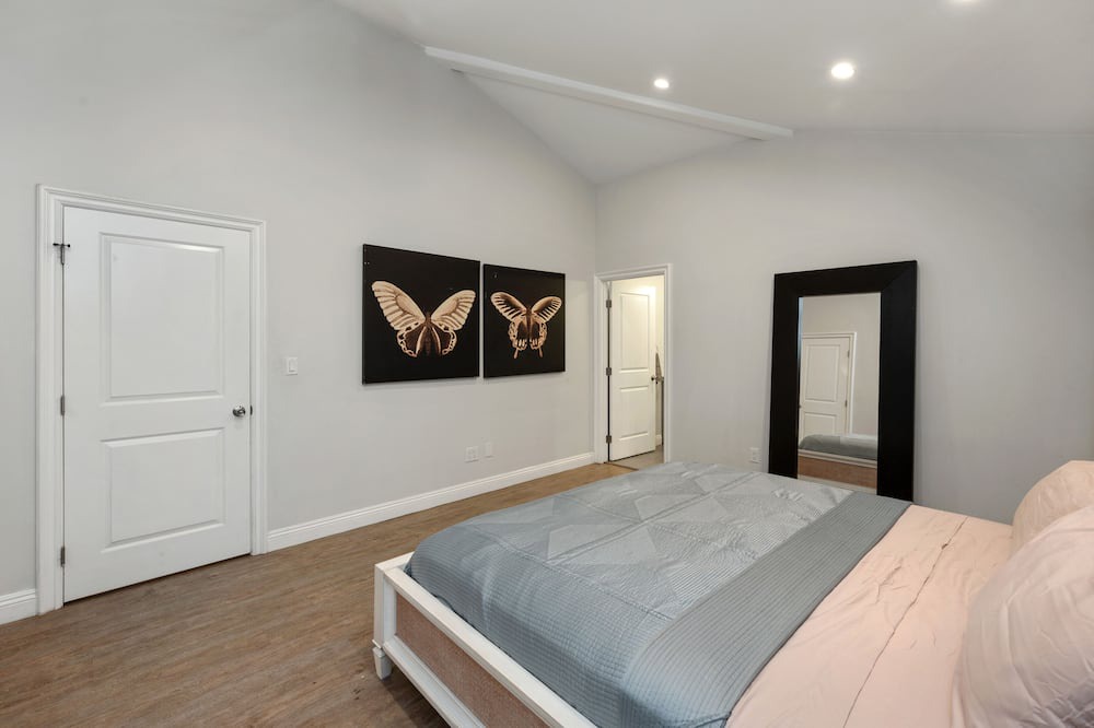 Photo of Bedroom in Downtown Los Angeles