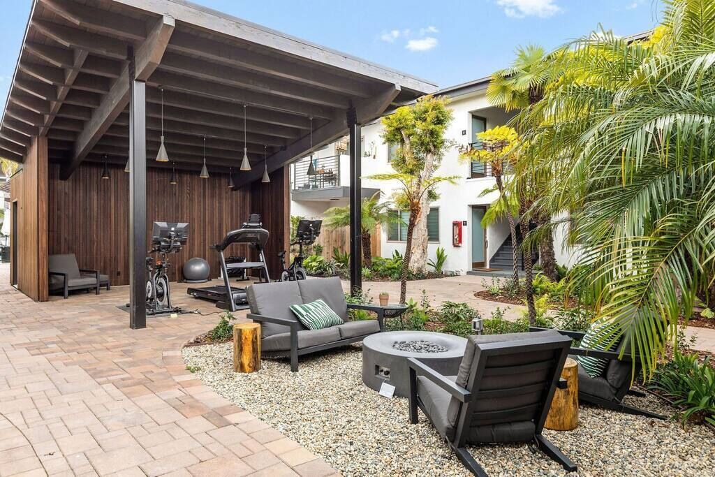 Photo of Outdoor in Delthorne