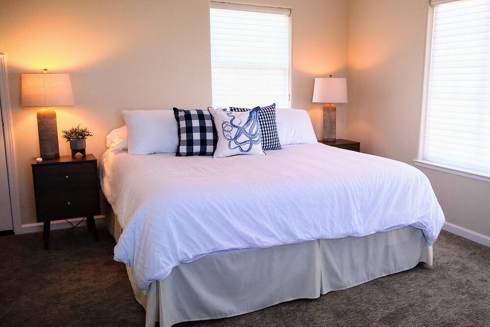 Photo of Bedroom in Kelseyville
