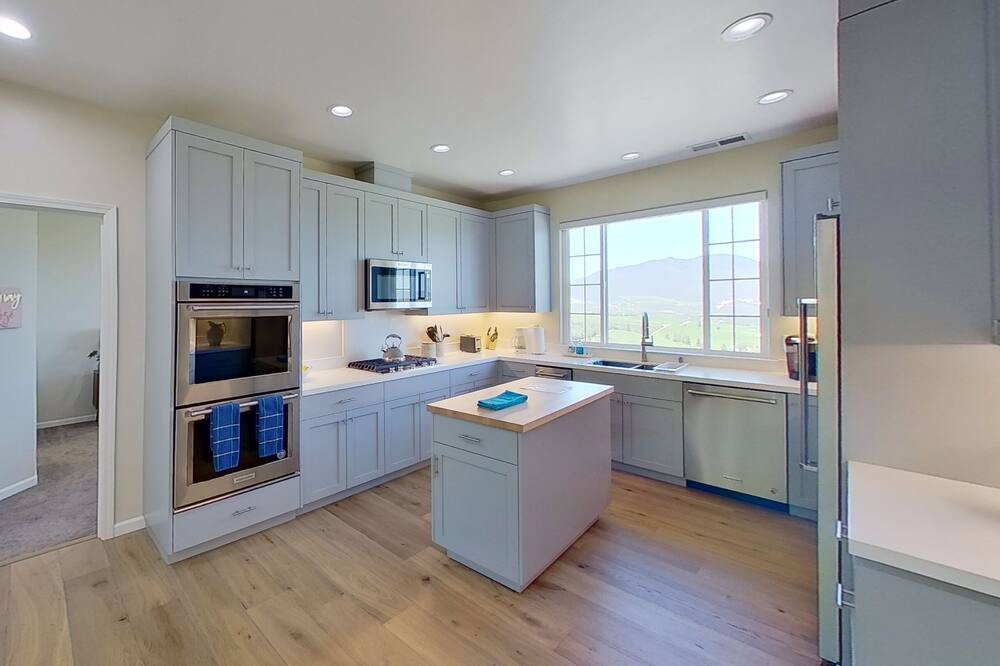 Photo of Kitchen in Kelseyville