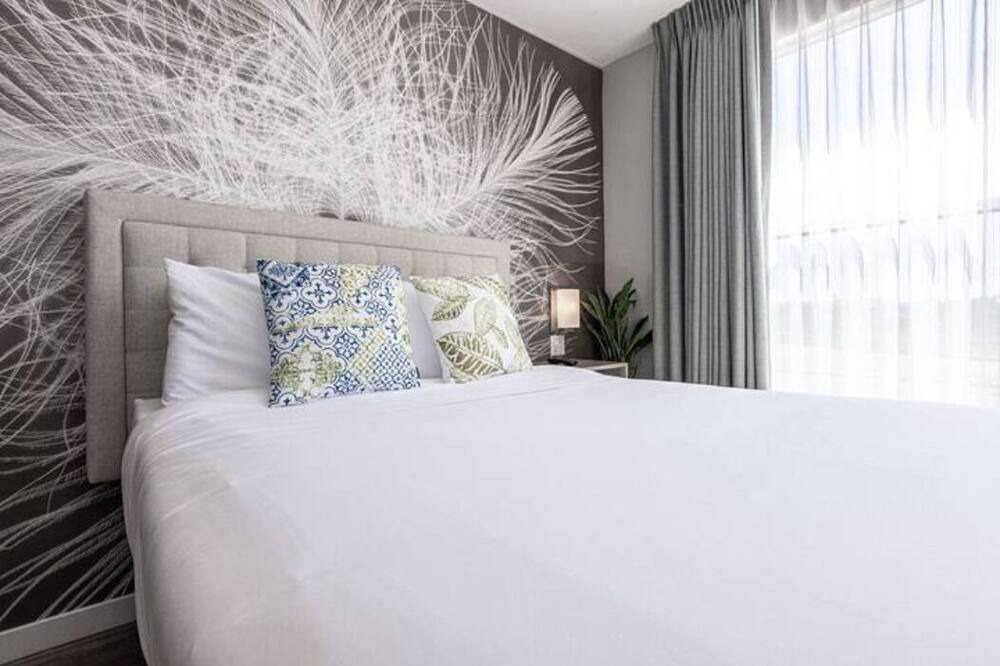 Photo of Bedroom in Midway District