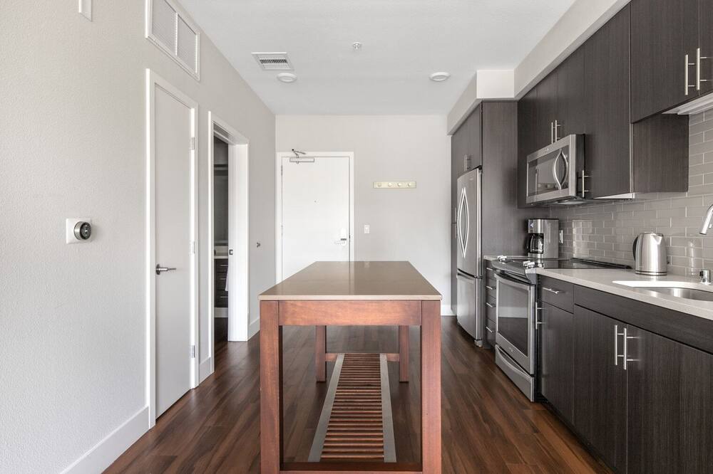 Photo of Kitchen in Shoreline West