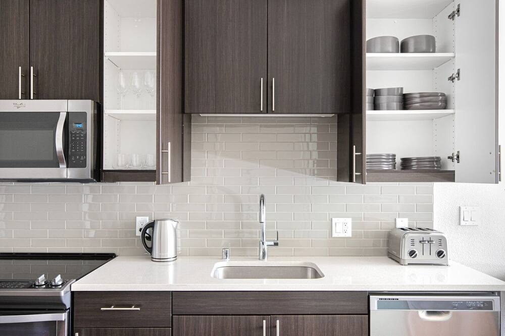 Photo of Kitchen in Shoreline West