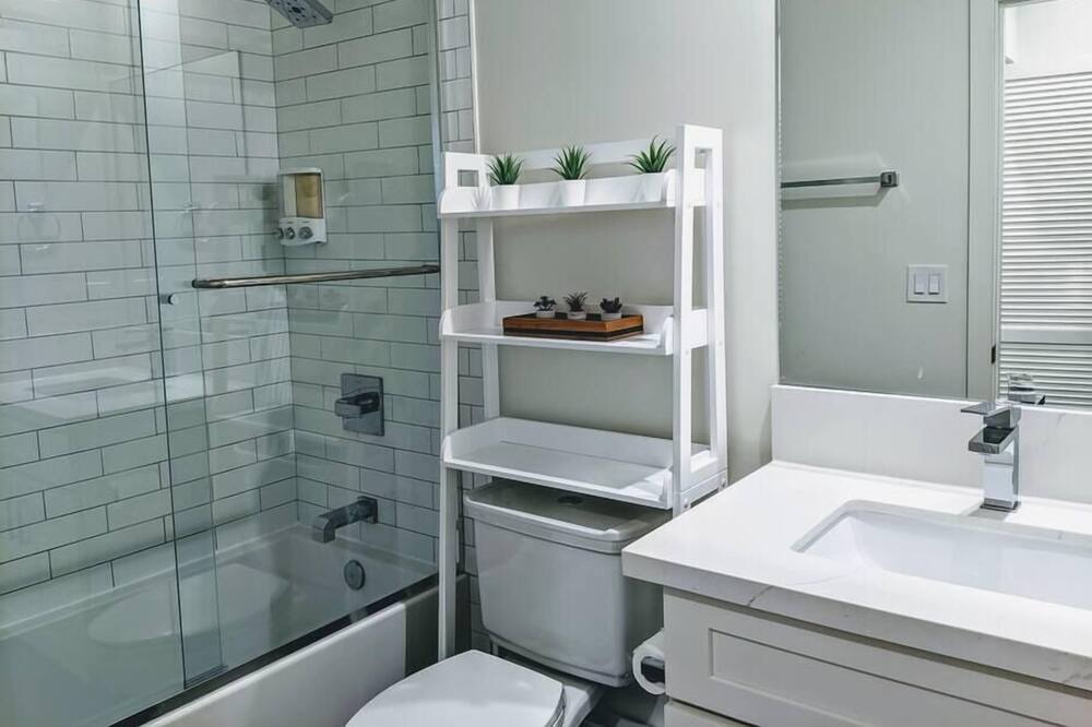 Photo of Bathroom in El Segundo