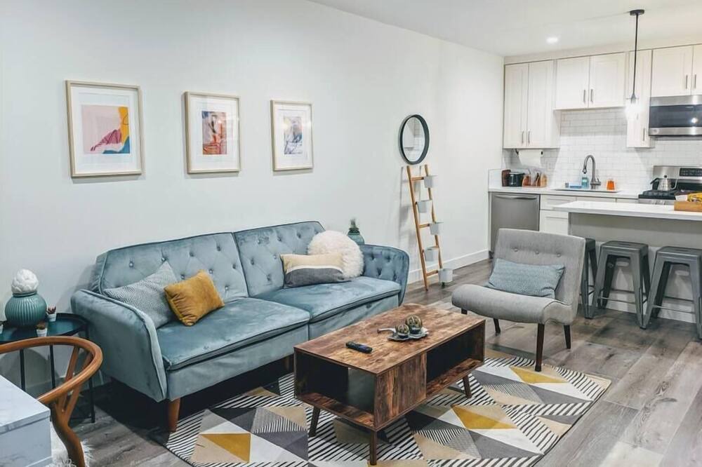 Photo of Bedroom in El Segundo