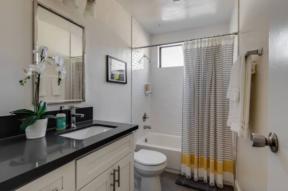 Photo of Bathroom in El Segundo