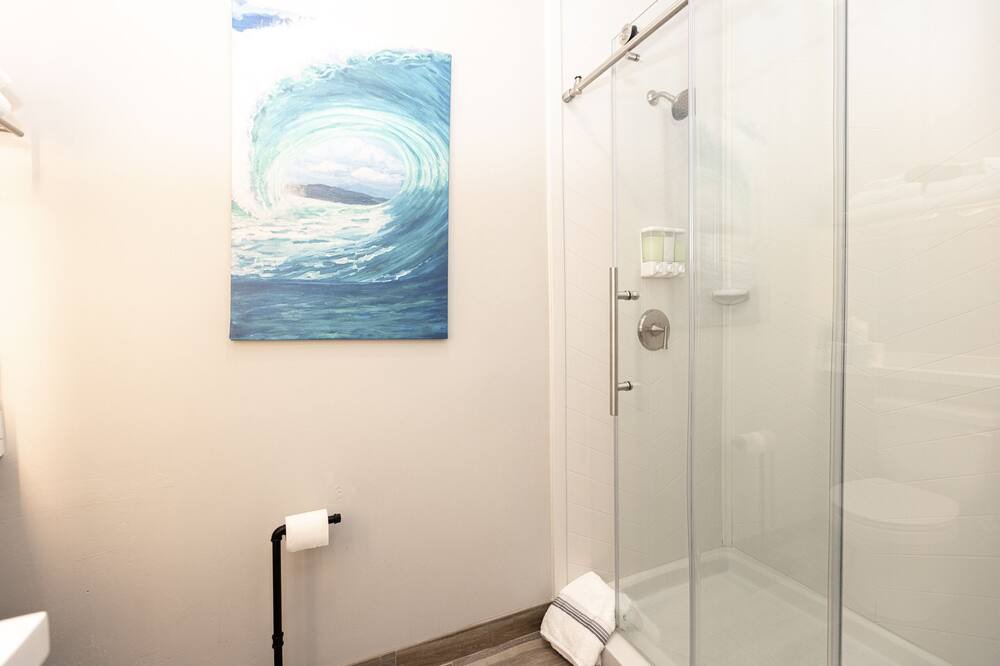 Photo of Bathroom in Midway District