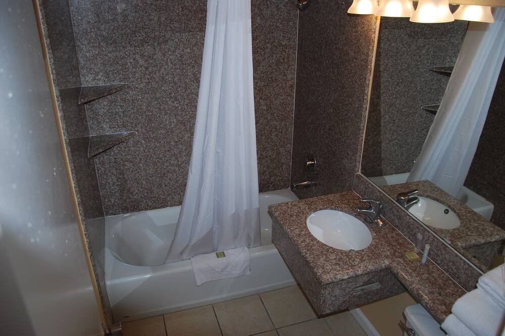 Photo of Bathroom in Midway-Pacific Highway