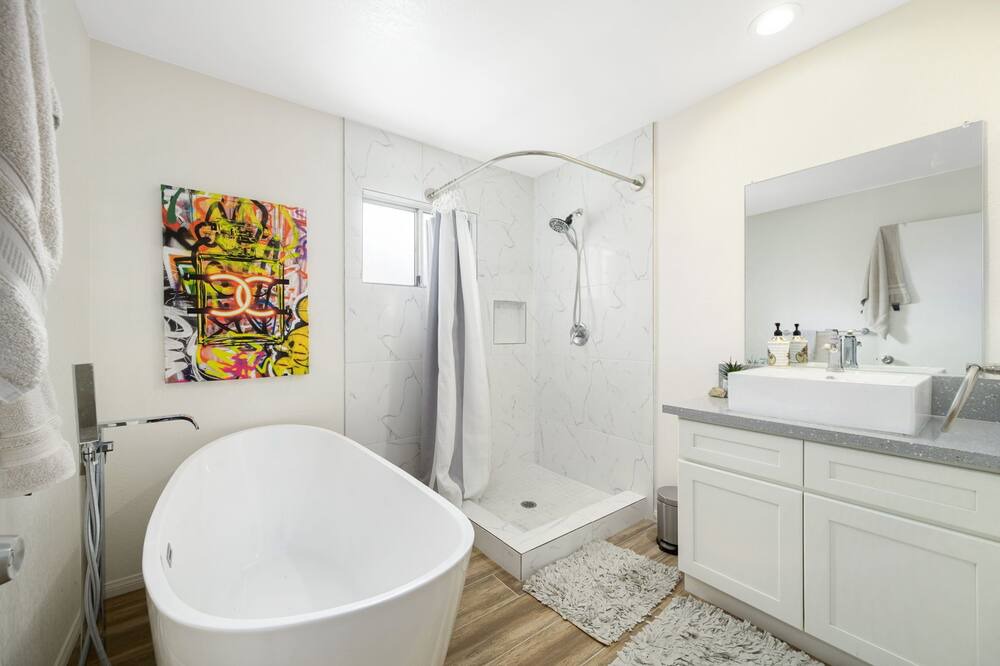 Photo of Bathroom in La Quinta Cove