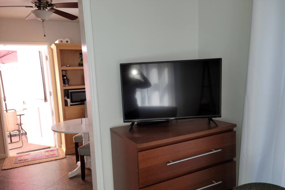 Photo of Bedroom in Laguna Beach