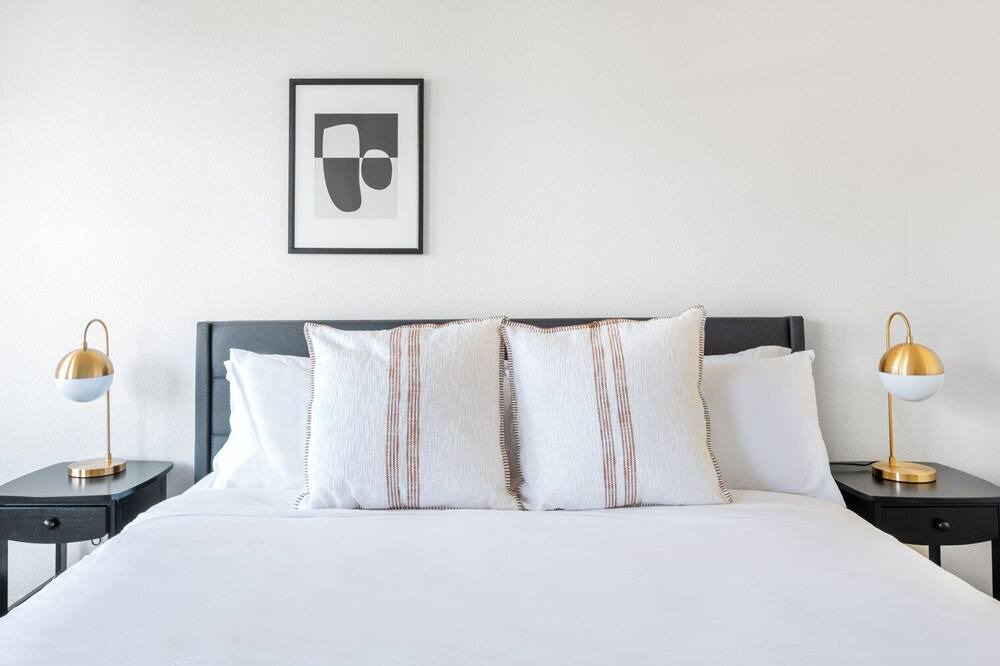 Photo of Bedroom in Fremont