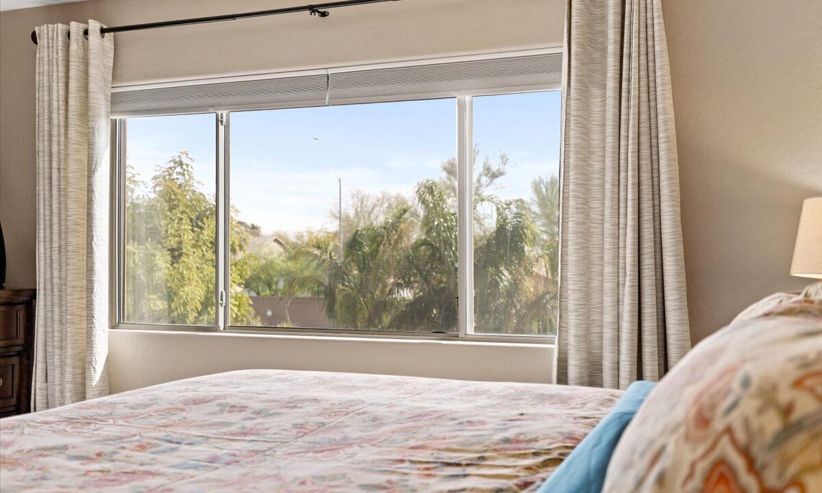 Photo of Bedroom in Palm Valley