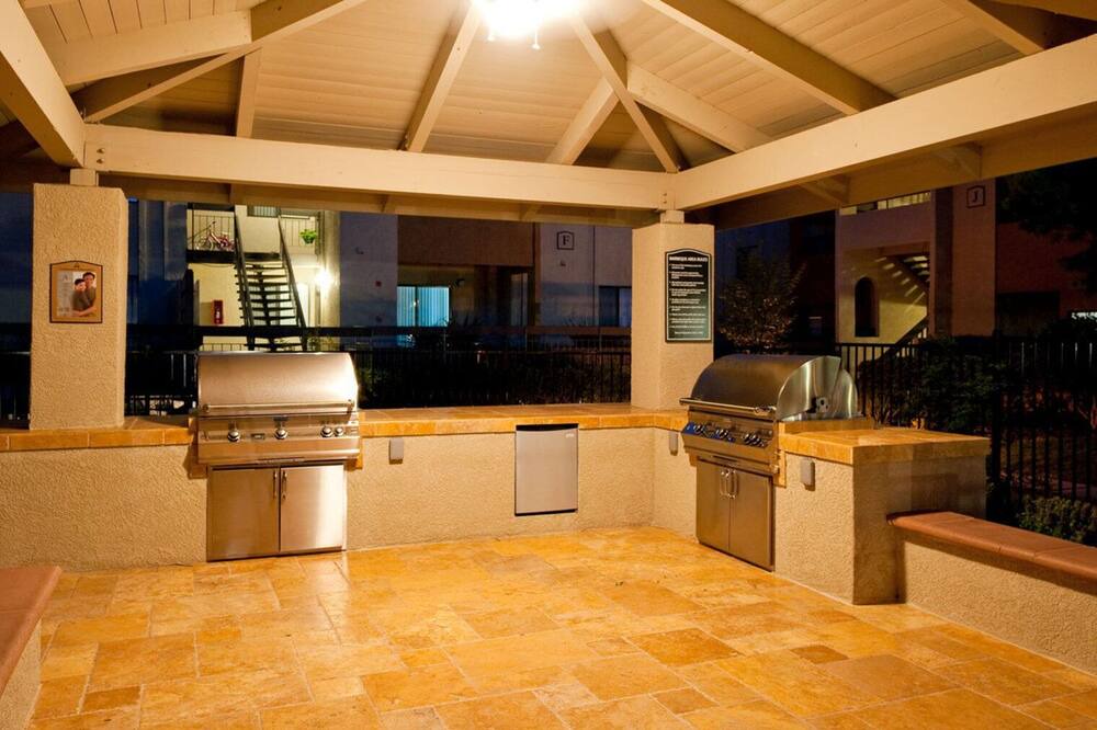 Photo of Kitchen in Shoreline West