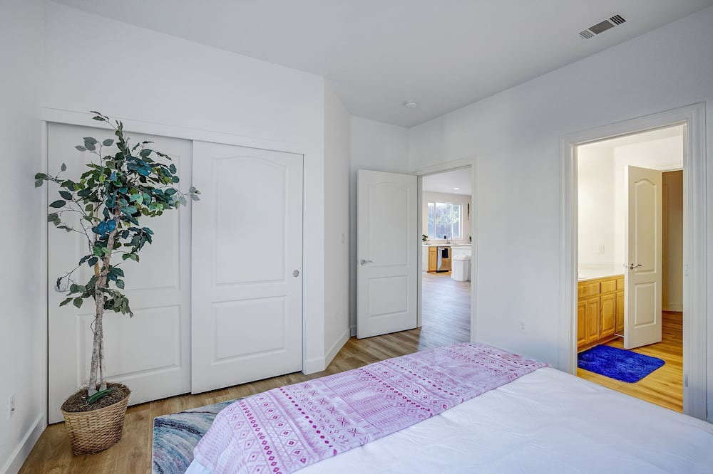 Photo of Bedroom in Antioch