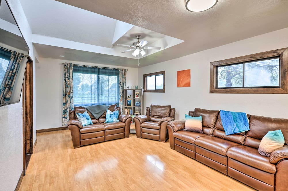 Photo of Bedroom in Crescent City