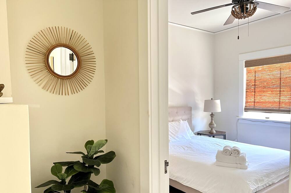 Photo of Bedroom in Ontario
