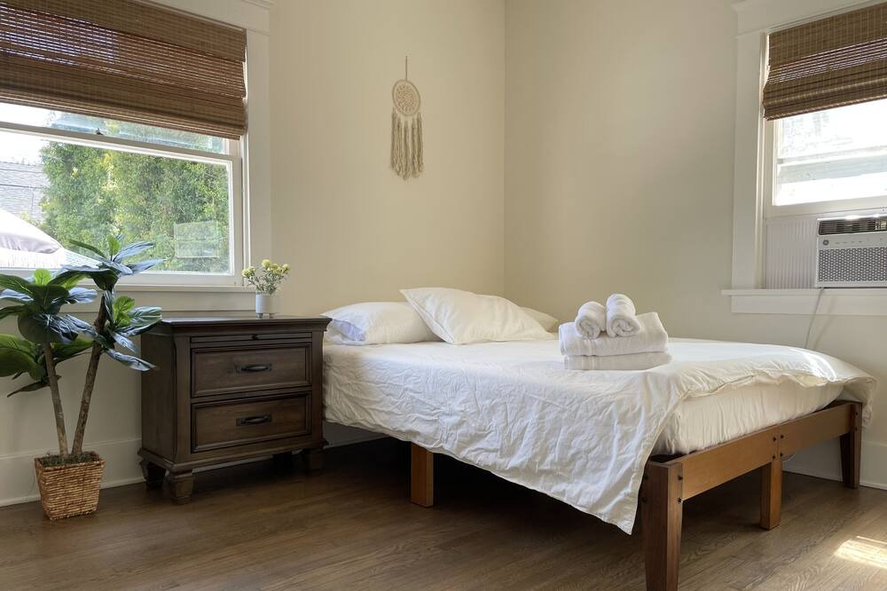 Photo of Bedroom in Ontario