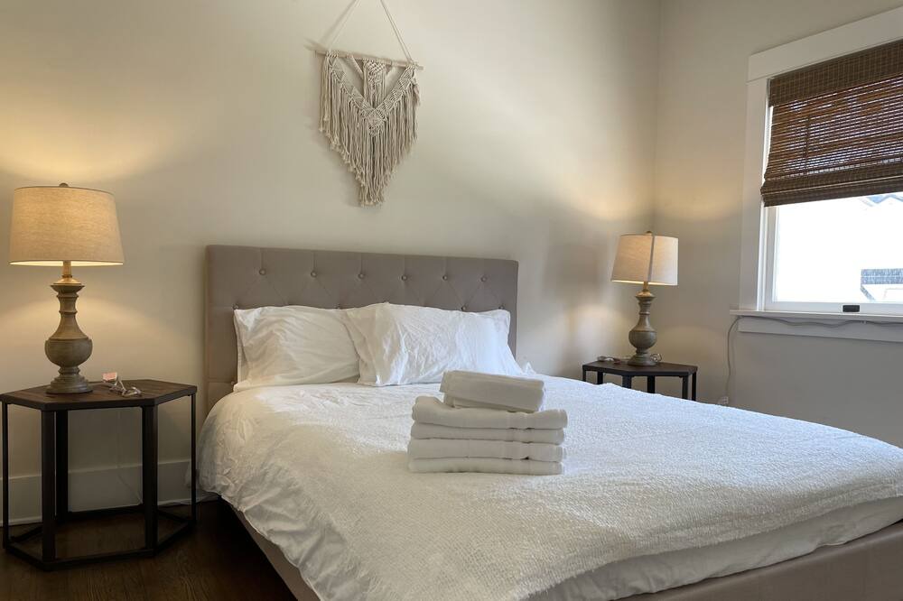 Photo of Bedroom in Ontario