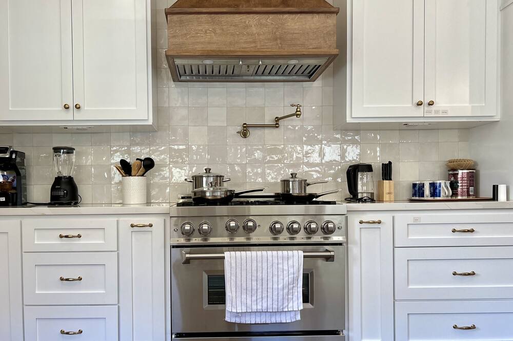 Photo of Kitchen in Ontario