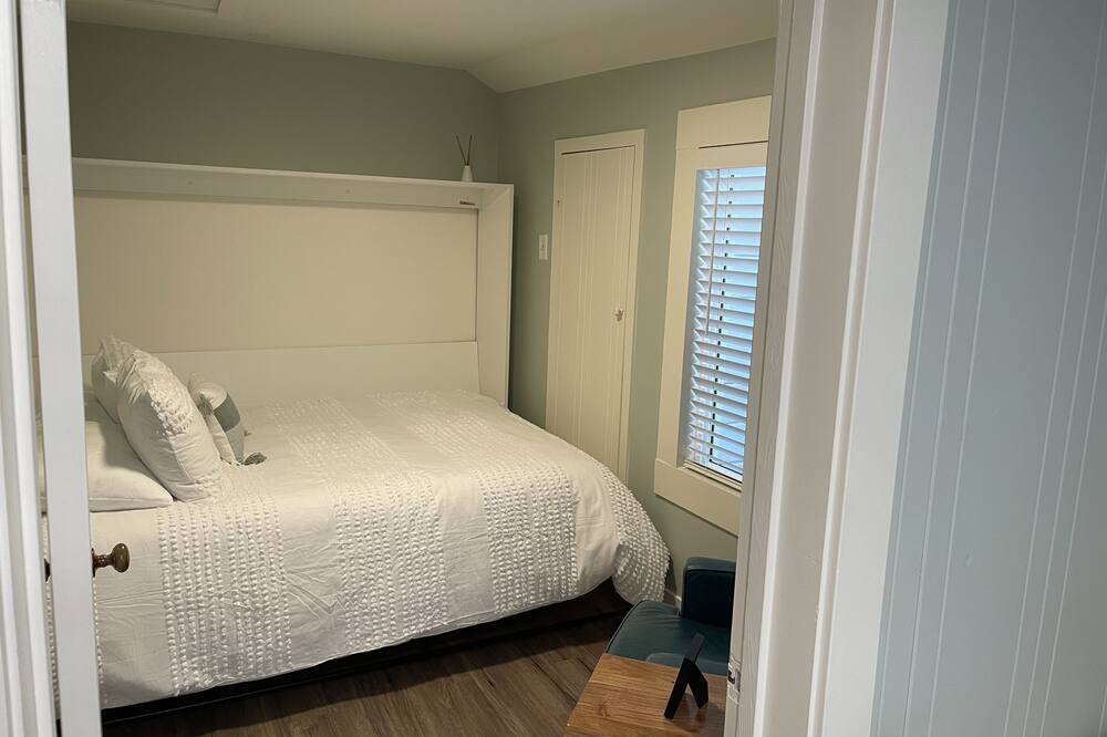 Photo of Bedroom in Roseville