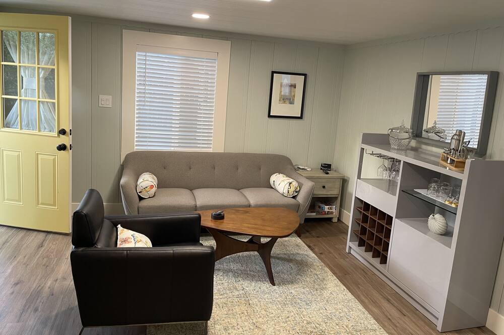 Photo of Livingroom in Roseville