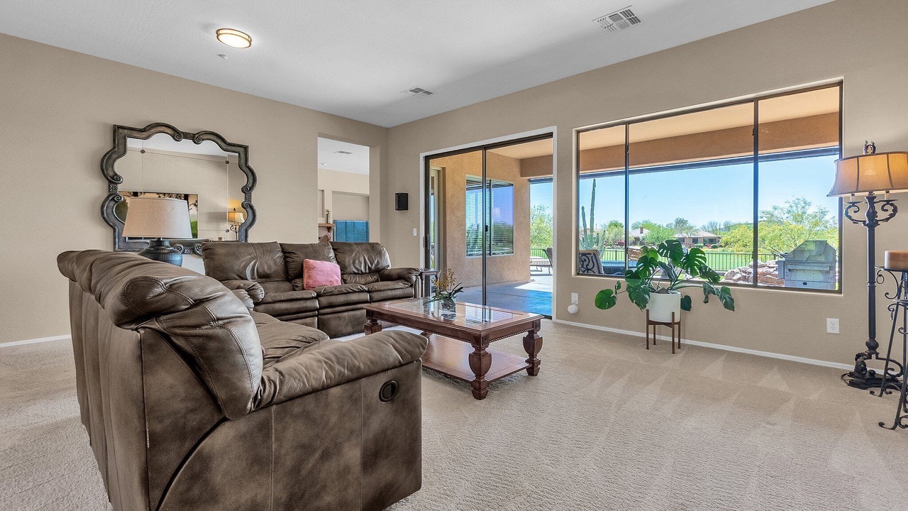 Photo of Livingroom in Anthem