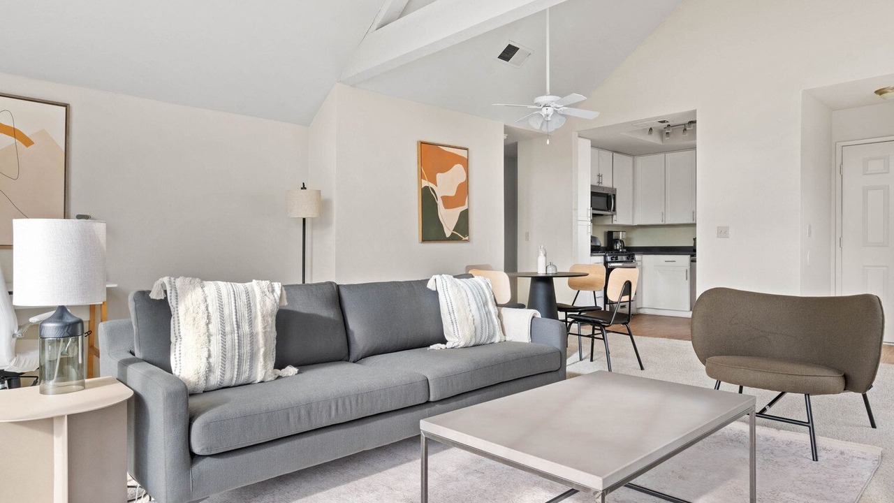 Photo of Livingroom in Foster City