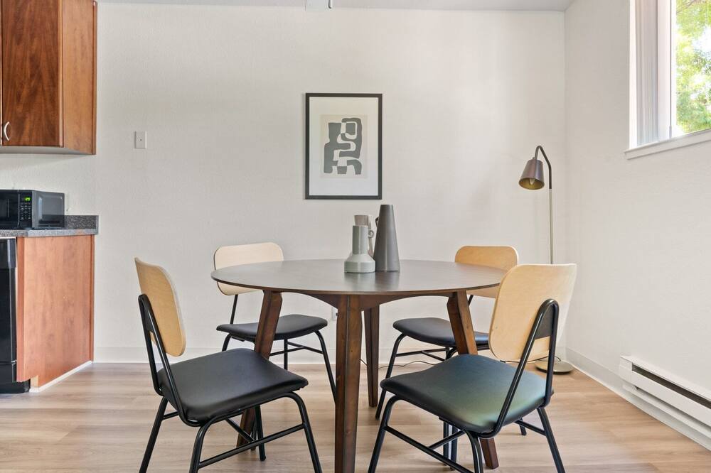 Photo of Kitchen in Shoreline West