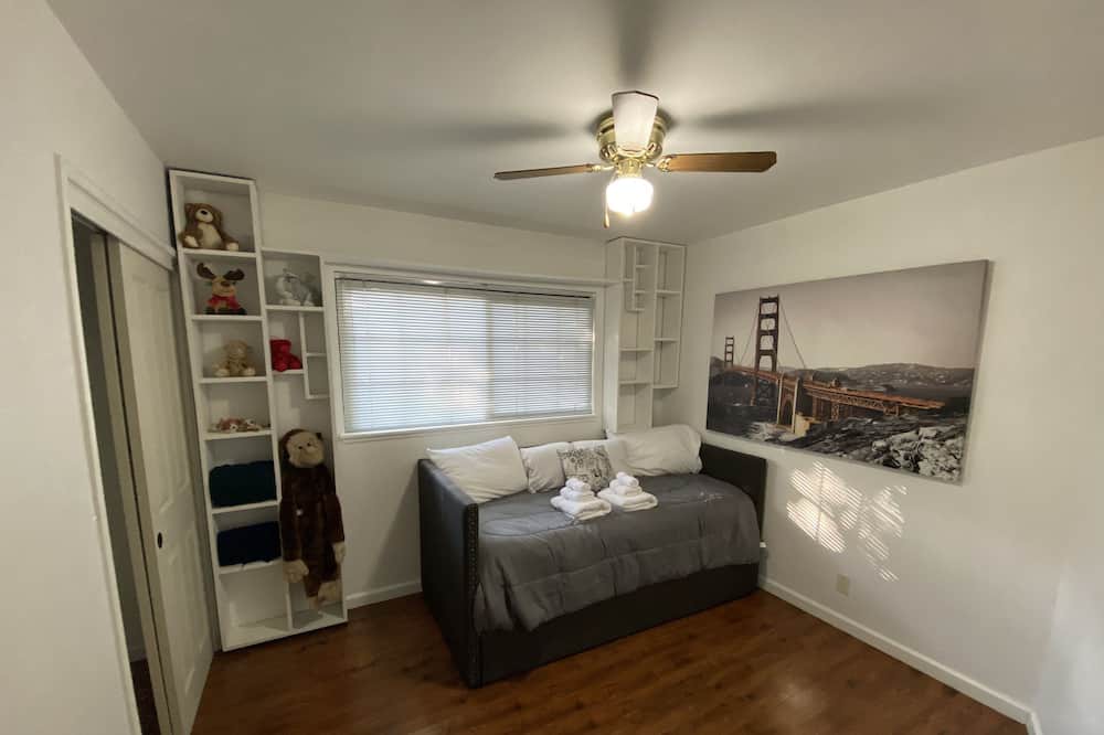 Photo of Bedroom in Citrus Heights