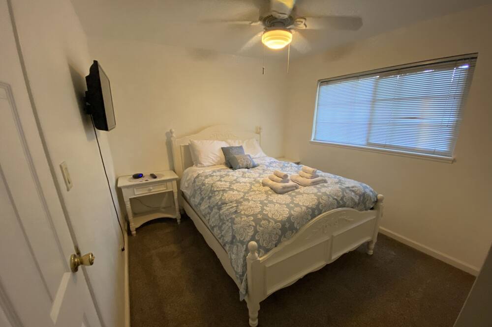 Photo of Bedroom in Citrus Heights