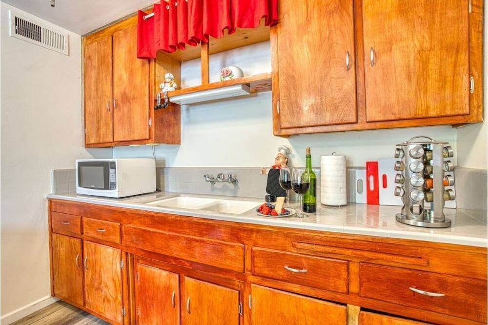 Photo of Kitchen in Kernville