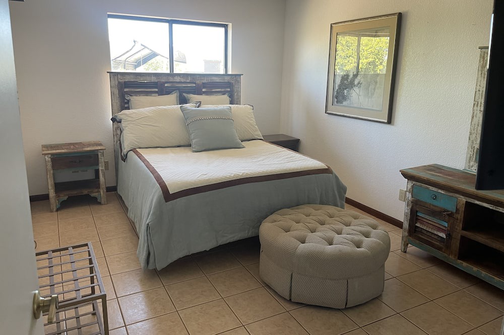 Photo of Bedroom in Wickenburg