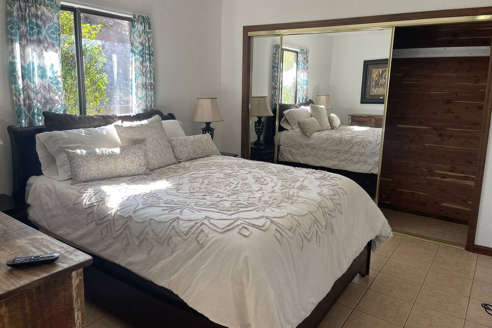 Photo of Bedroom in Wickenburg