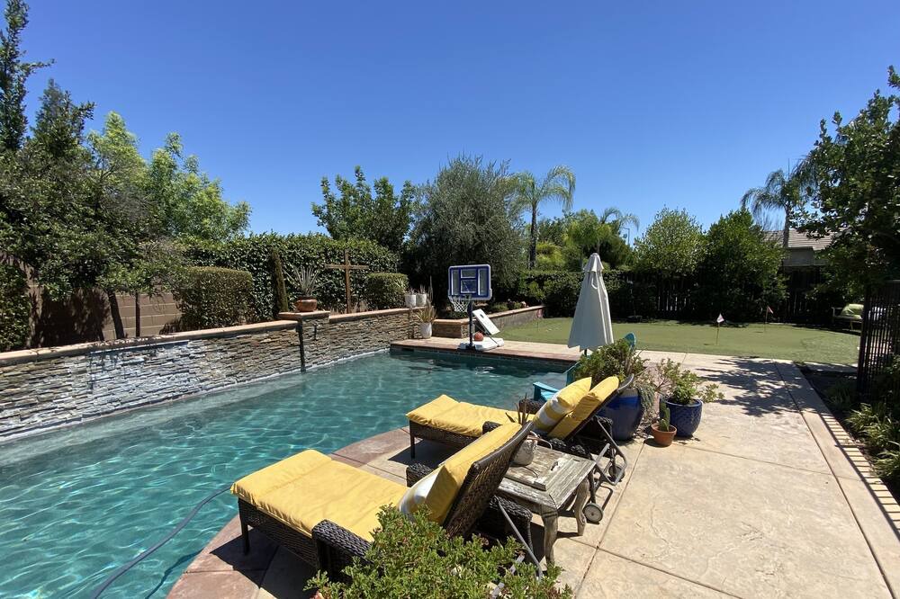 Photo of Outdoor in Clovis