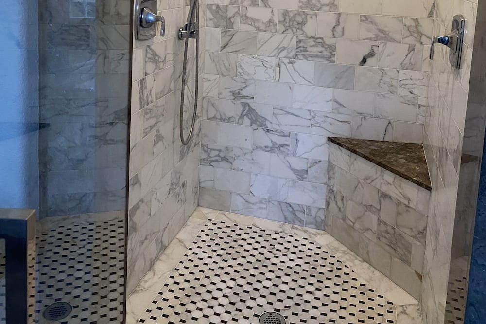 Photo of Bathroom in Clovis