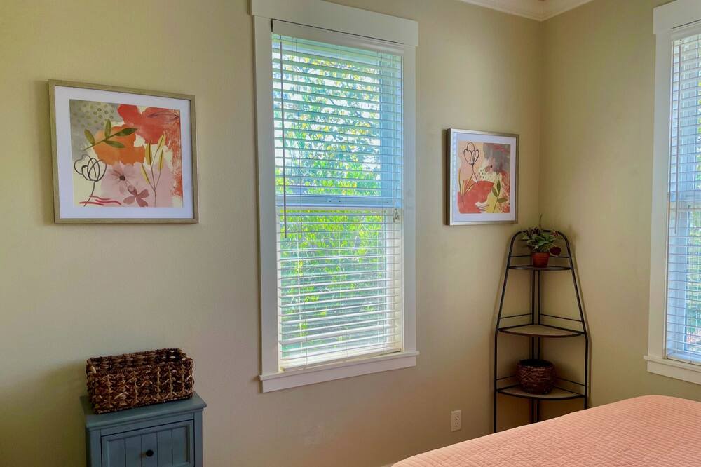 Photo of Bedroom in Chico