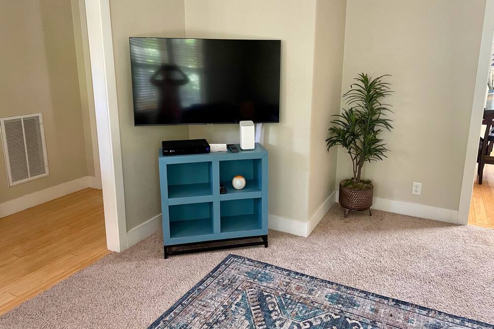 Photo of Bedroom in Chico