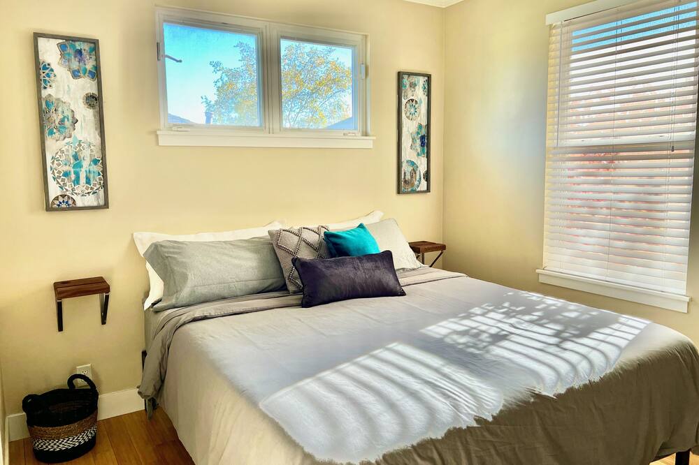 Photo of Bedroom in Chico