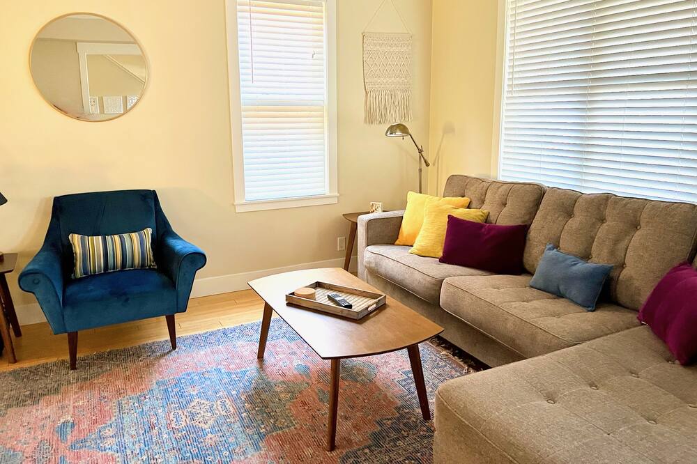 Photo of Livingroom in Chico
