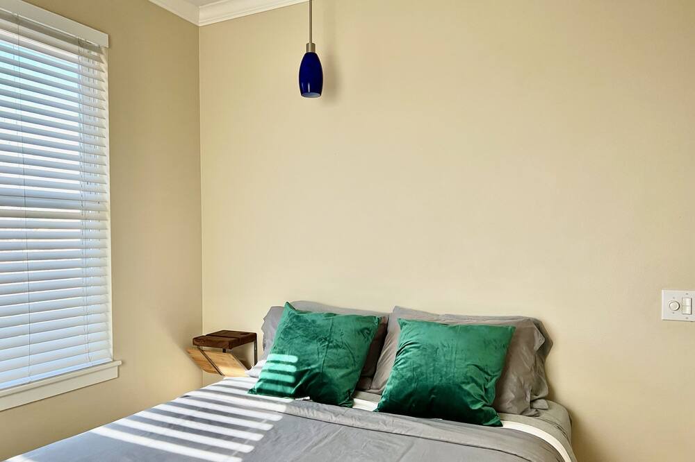 Photo of Bedroom in Chico