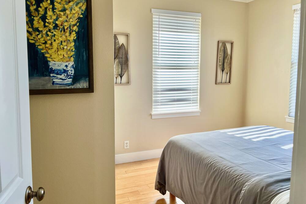 Photo of Bedroom in Chico