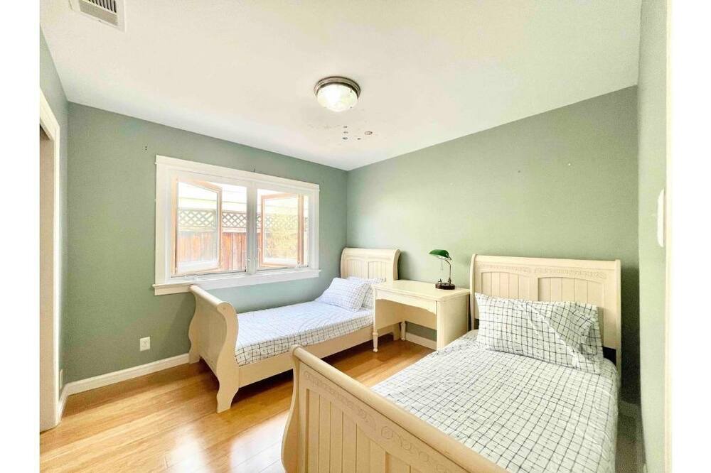 Photo of Bedroom in Santa Clara