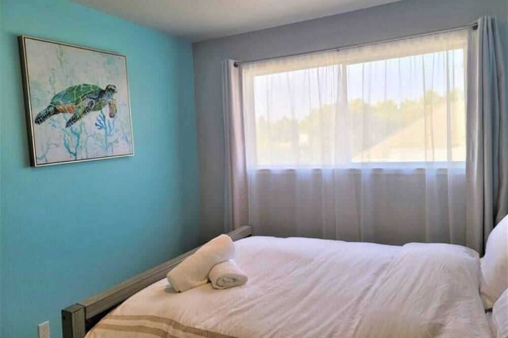 Photo of Bedroom in Old Mountain View