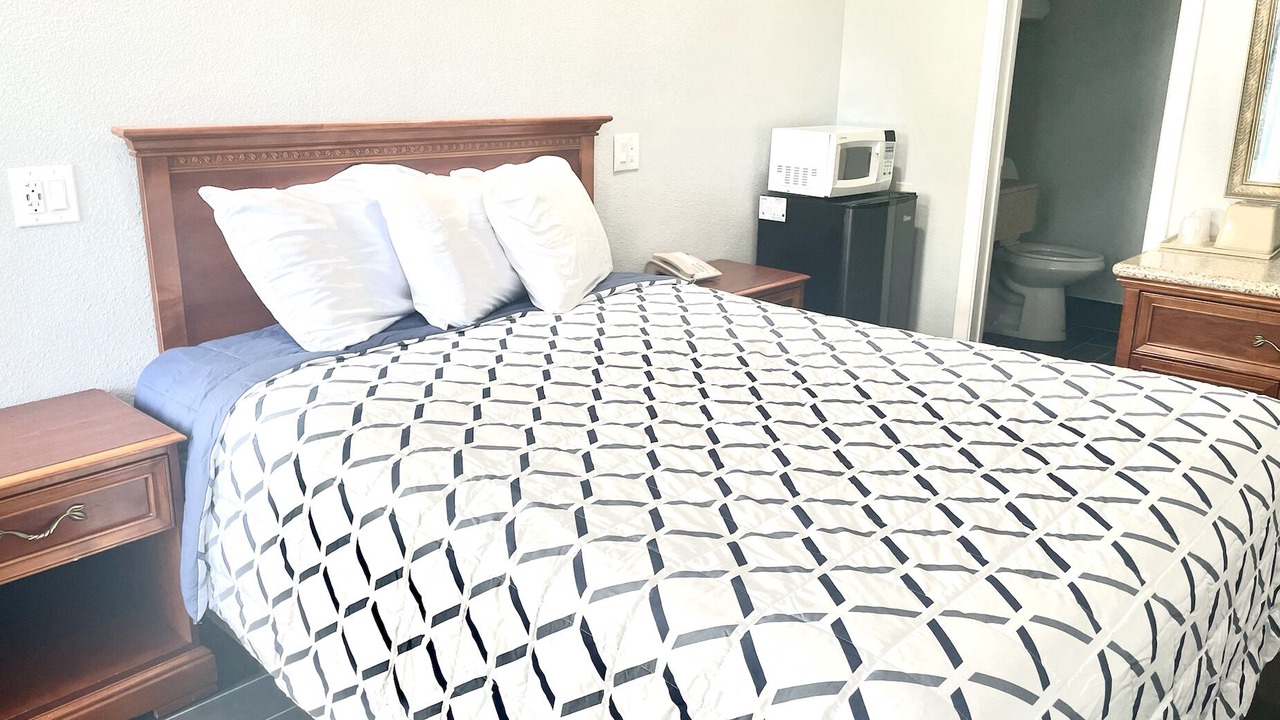 Photo of Bedroom in Downtown