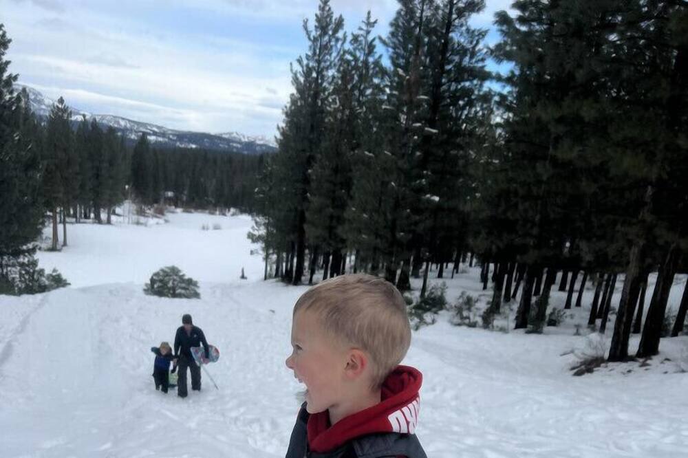 Photo of Others in Gold Mountain