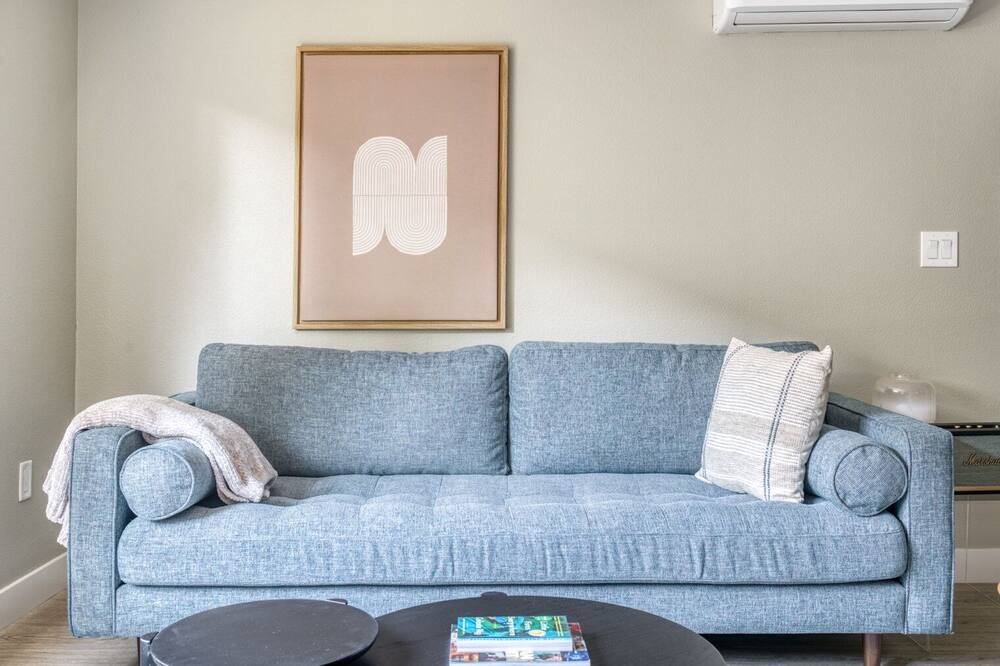 Photo of Livingroom in Campbell